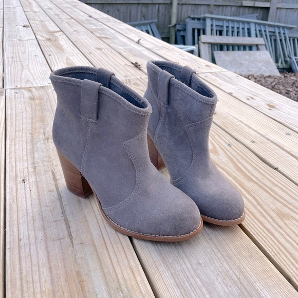 Splendid Lakota Grey Suede Boho Stacked Heel Pull On Ankle Booties - Picture 2 of 11